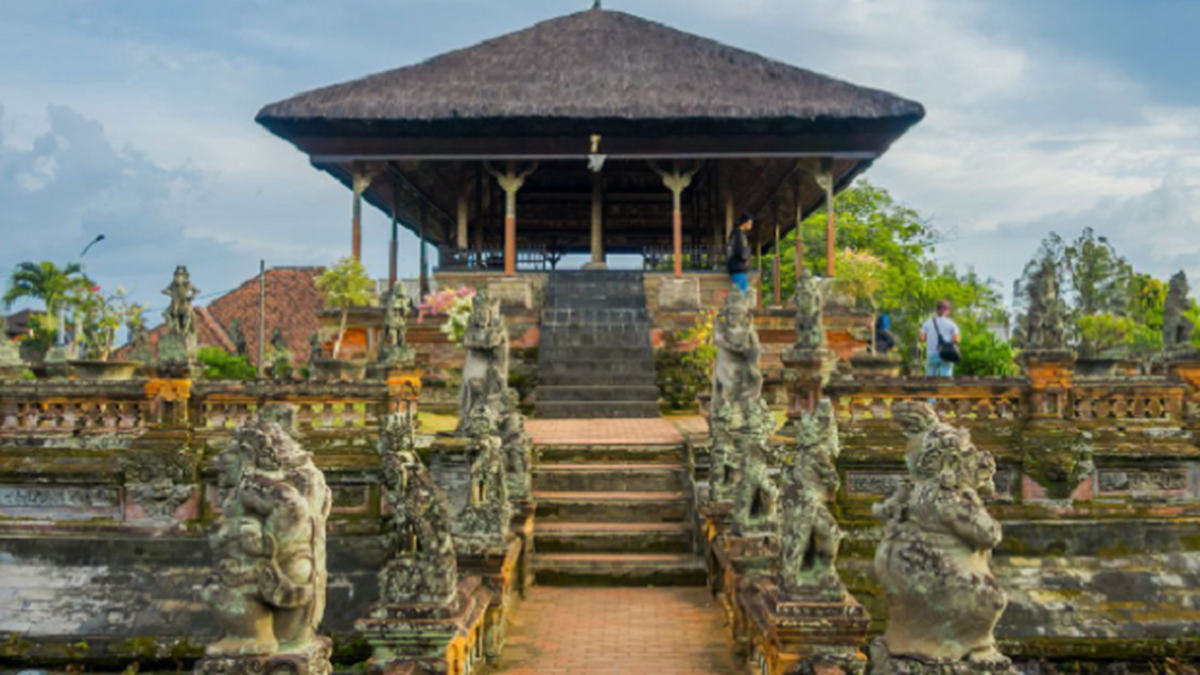 Peninggalan Kerajaan Klungkung Ini Jadi Tempat Pengadilan Belanda Di