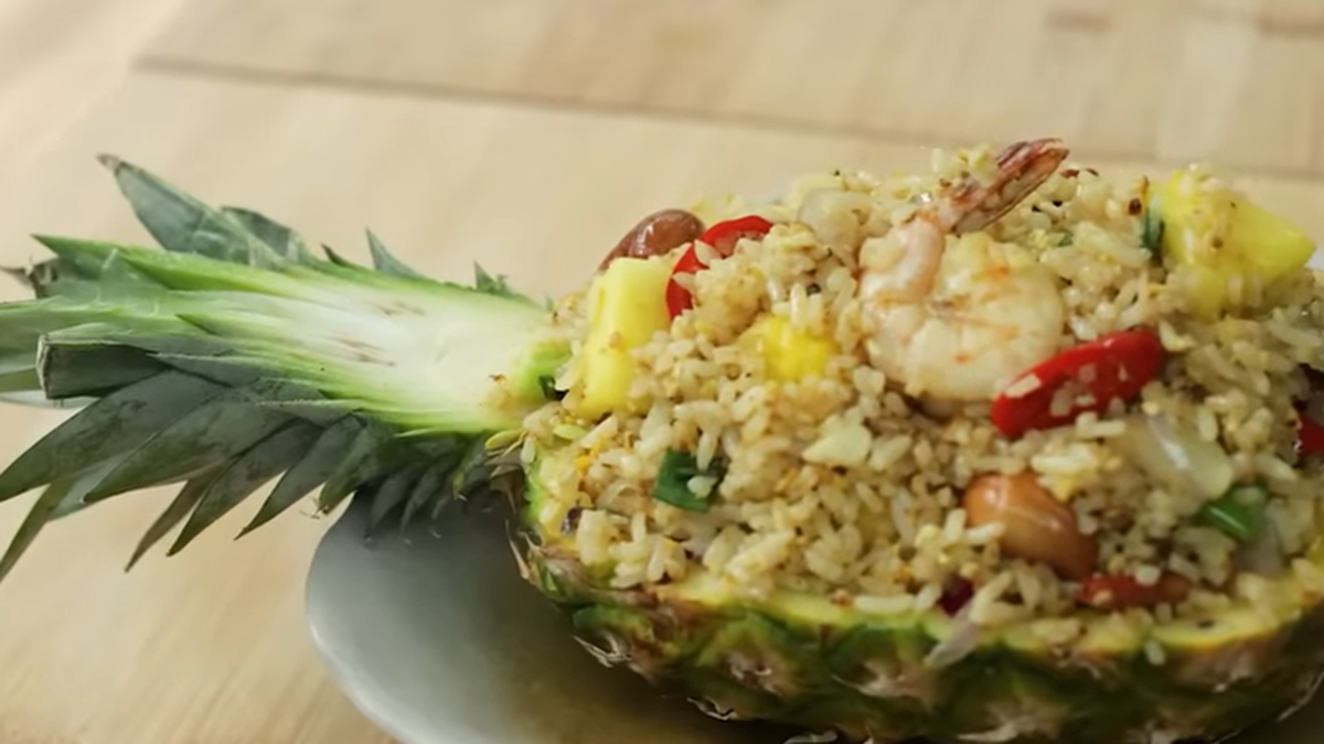 Resep Membuat Nasi Goreng Nanas Ala Thailand Menu Spesial Yang Unik