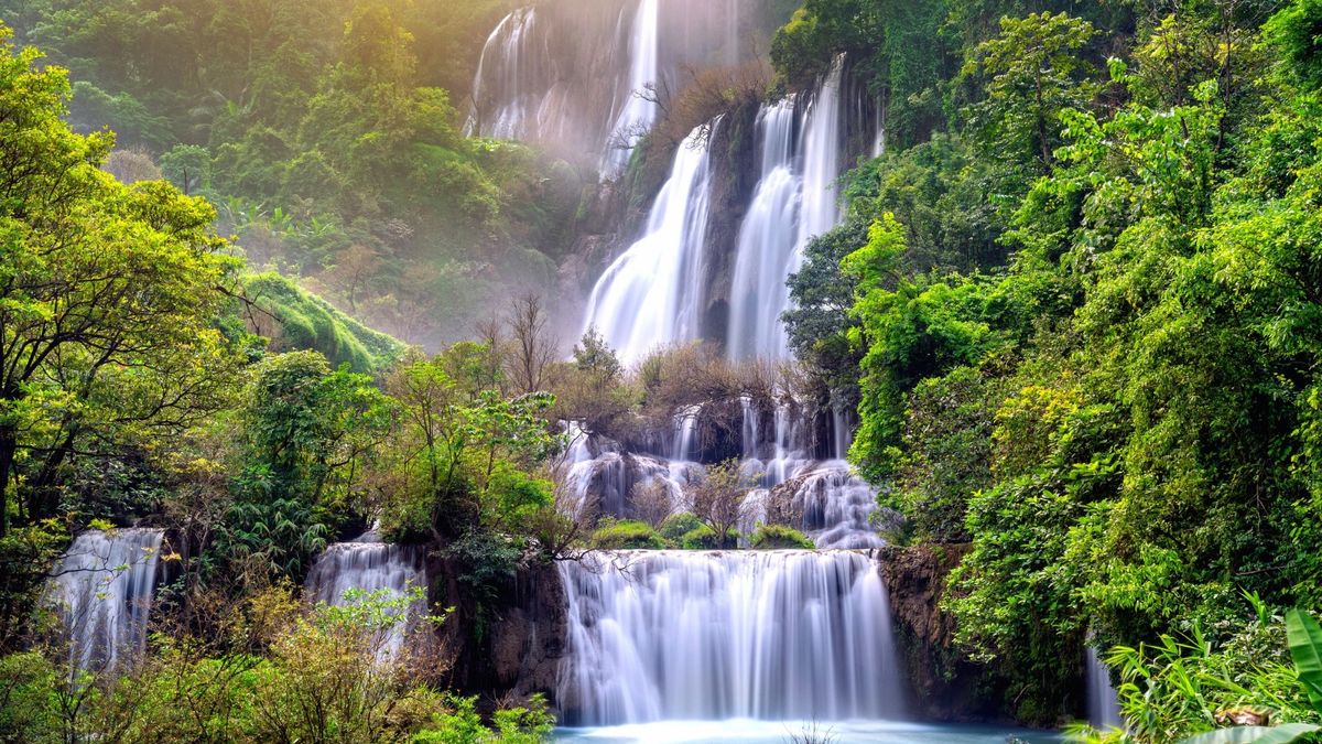 Rekomendasi Wisata Air Terjun Di Jawa Timur Lengkap Dengan Harga