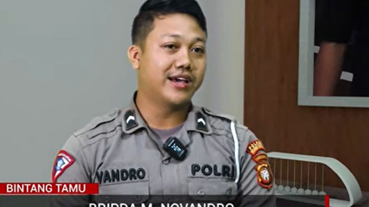 Siapa Bripda Novandro Profil Sosok Polisi Ganjal Bus Banjir Hadiah