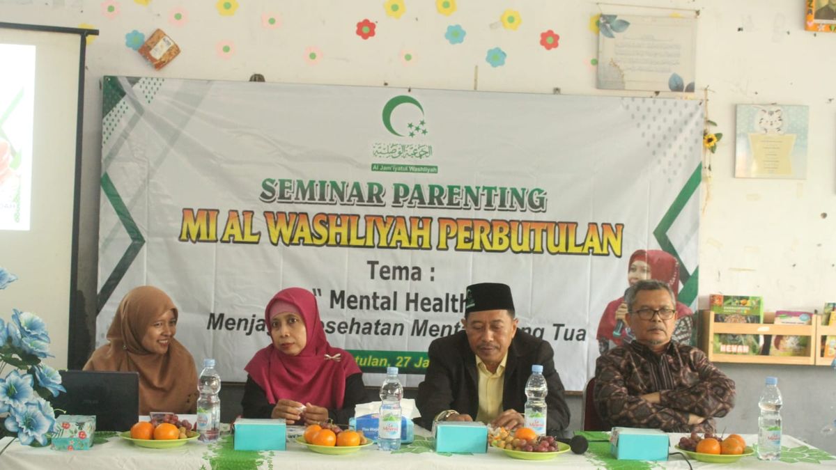 Mi Al Washliyah Perbutulan Kabupaten Cirebon Adakan Seminar Parenting