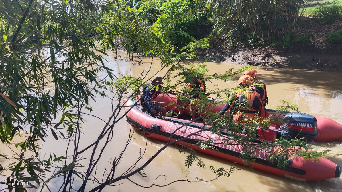 Pencarian Korban Tenggelam Di Sungai Panarikan Tukdana Indramayu