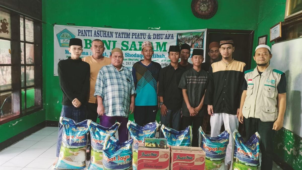 Jelang Ramadhan 2024 YBM PLN Sebarkan Paket Sembako Di Jawa Barat