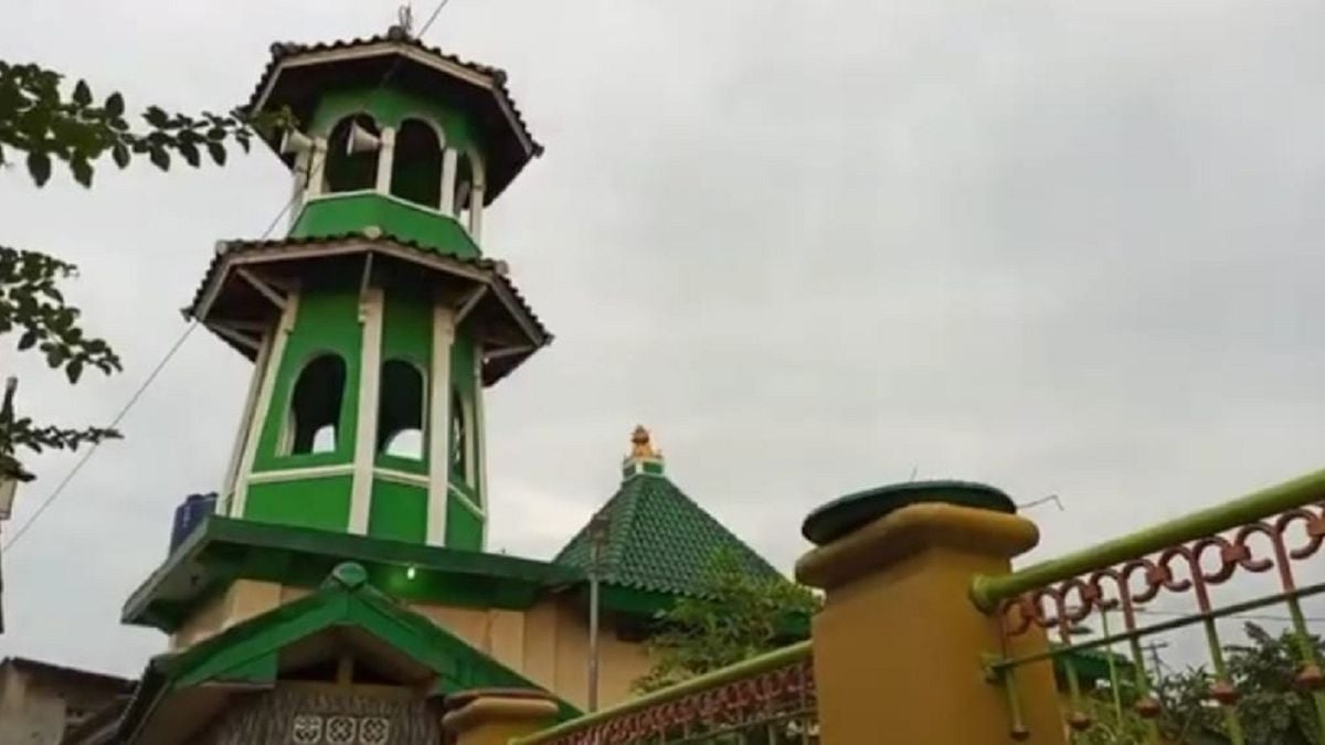 Menguak Sejarah Masjid Jami Kali Pasir Di Kota Tangerang Banten Usia