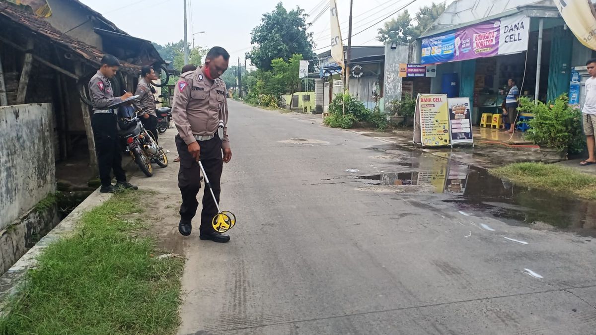 Lalai Saat Menyeberang Jalan Ibu Rumah Tangga Tewas Di Tempat