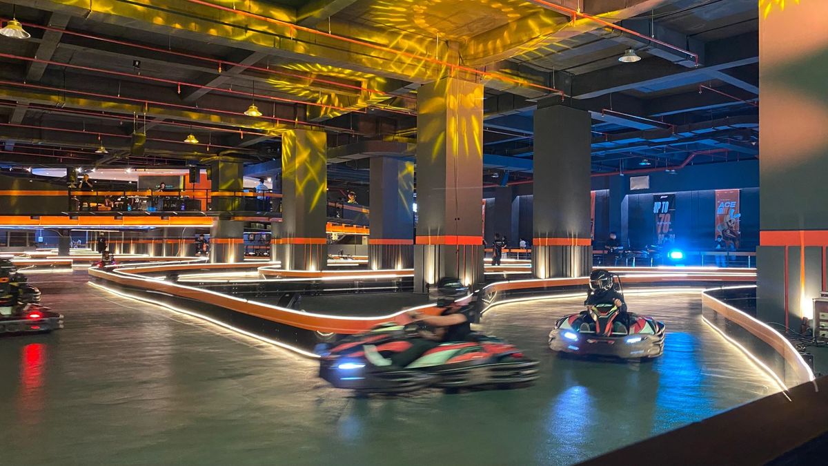 Gokart Listrik Hadir Di Indonesia Gunakan Sirkuit Di Dalam Mall