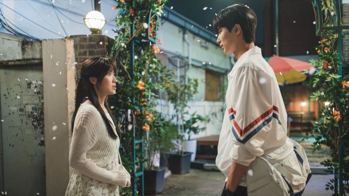 Episode Lovely Runner Yang Tak Terlupakan Bagaimana Kim Hye Yoon Dan Byeon Woo Seok Di Masa