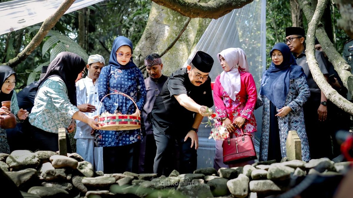 Ziarah Makam Leluhur Jelang Hari Jadi Ciamis Ke 382 Pj Bupati Engkus