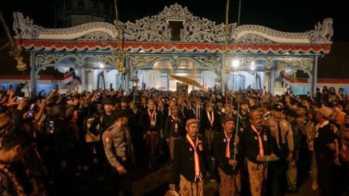 Tradisi Malam Satu Suro Masyarakat Jawa Ada Kirab Dan Ritual Tirakat