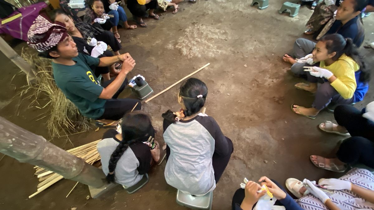 Merawat Kearifan Lokal Di Sekolah Adat Pesinauan Komunitas Osing Banyuwangi