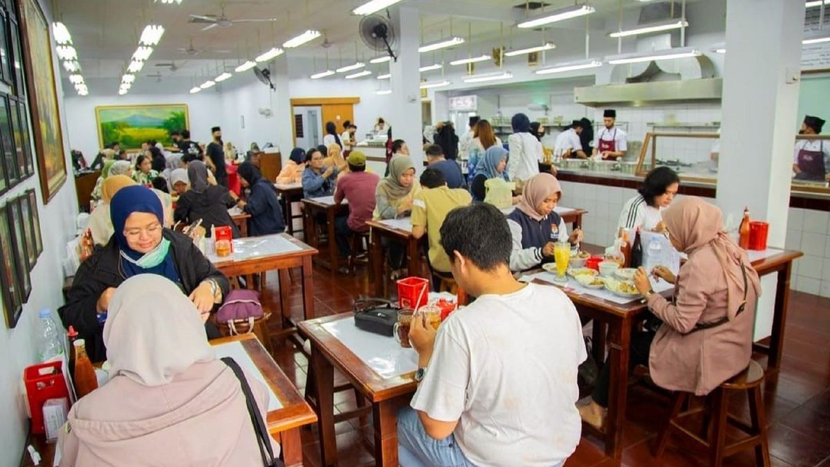 7 Rekomendasi Tempat Makan Bakso Enak Sekitar Buah Batu Bandung Ada