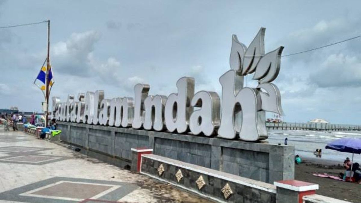 Hanya Berjarak 15 Menit Dari Pusat Kota Pantai Alam Indah Tegal Cocok