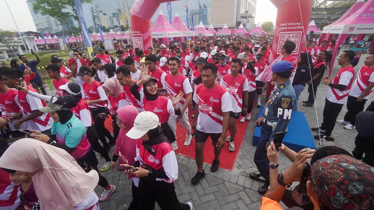 Ajang Smartfren Fun Run Bersama Rspal Surabaya Sukses Ajak Ratusan