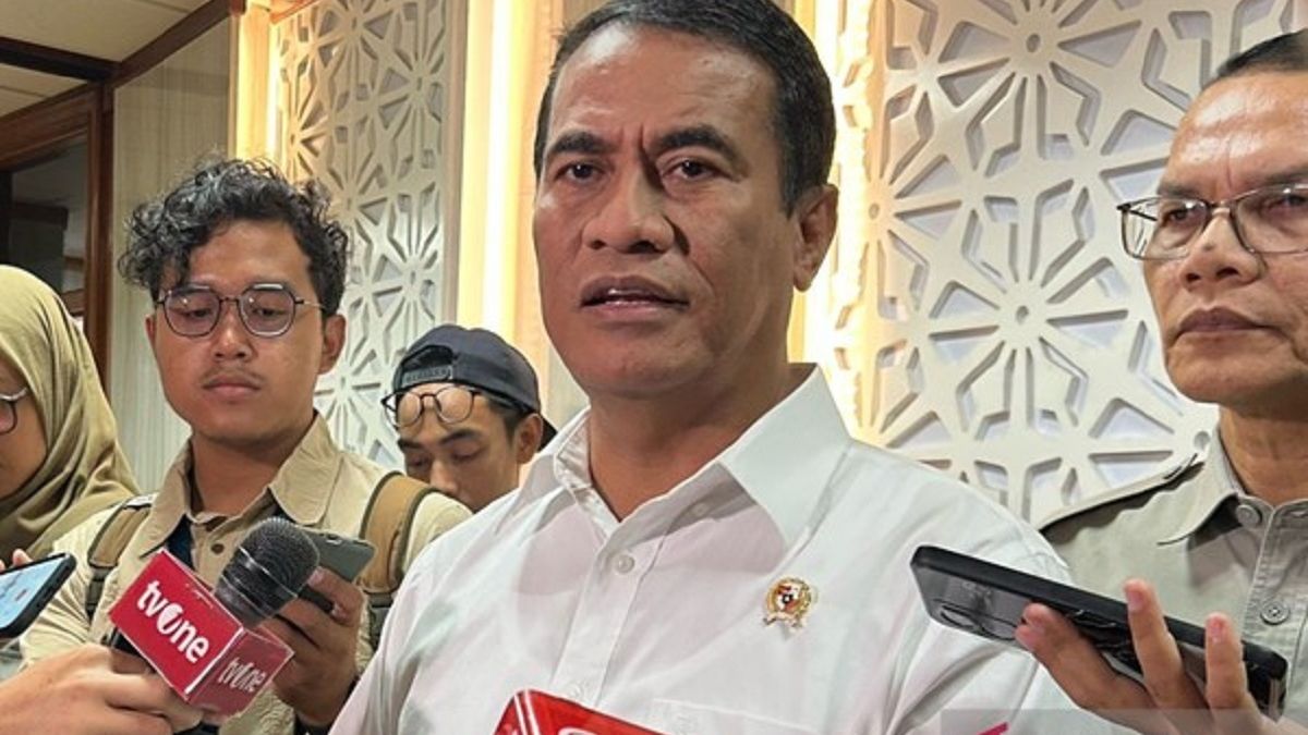 Menteri Amran Sulaiman Copot Direktur Kementan Diduga Terima Suap