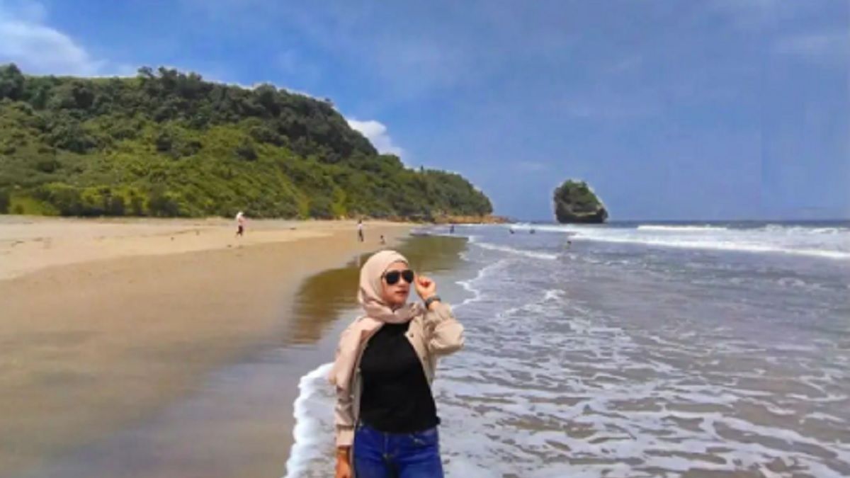 Rekomendasi Wisata Pantai Di Blitar Dengan Pemandangan Mempesona Ada