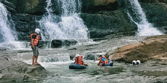 Wisata Baru Curugtelu Di Culamega Kabupaten Tasikmalaya Menawarkan