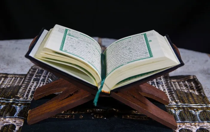 Isi Kandungan Surat Al Baqarah Ayat 153 Tentang Sabar Dan Sholat