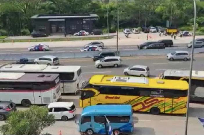 Jelang Nataru Ribu Kendaraan Tercatat Jasamarga Transjawa Tol