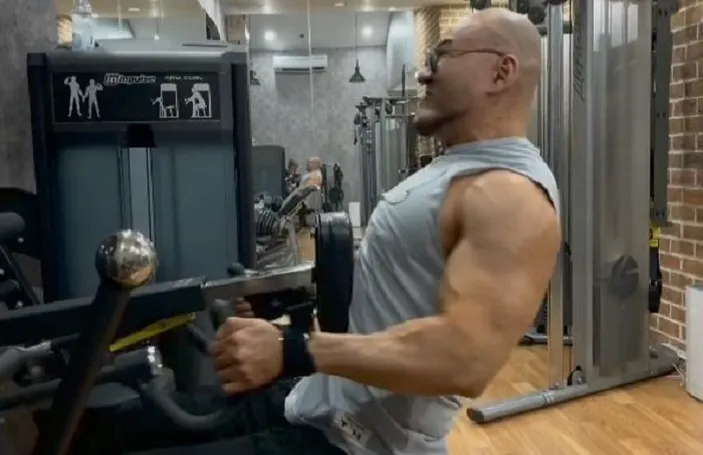 Mengerikan Ini Alasan Deddy Corbuzier Sewa Banyak Bodyguard Untuk