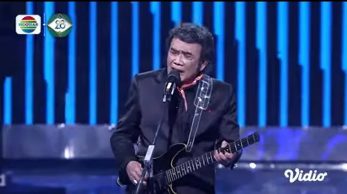 Heboh Raja Dangdut Rhoma Irama Dendangkan Lagu Butter Bts Di Konser