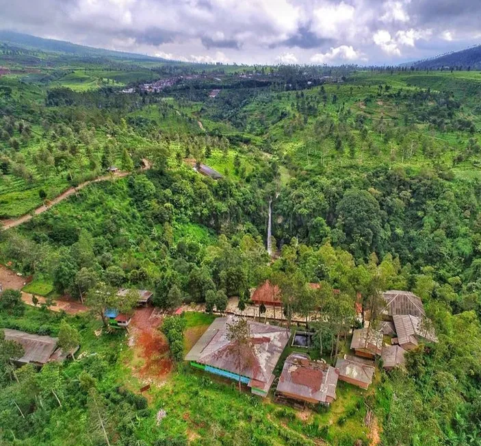 Menelisik Kisah Mistis Destinasi Wisata Curug Orok Di Garut Kilas Klaten