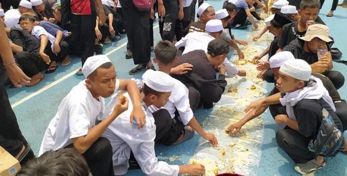 Sambut Ramadhan Penuh Berkah Dengan Berbagi Kebaikan Lewat Tradisi