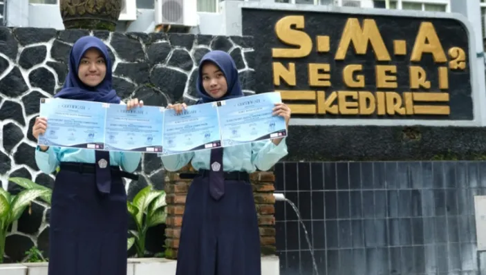 Sma Negeri Terbaik Di Kediri Jawa Timur Dilihat Dari Nilai Utbk