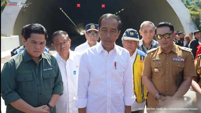 Akhirnya Tol Cisumdawu Diresmikan Jokowi Sebut Bandung Kertajati Cuma