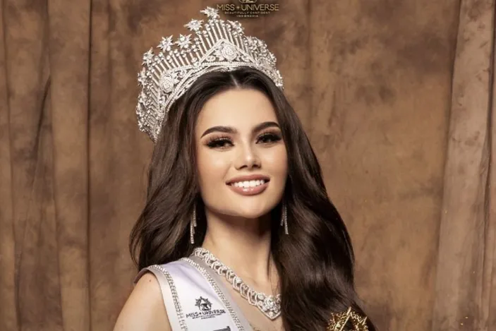 Fabienne Nicole Juara Miss Universe Indonesia 2023 Bungkam Soal