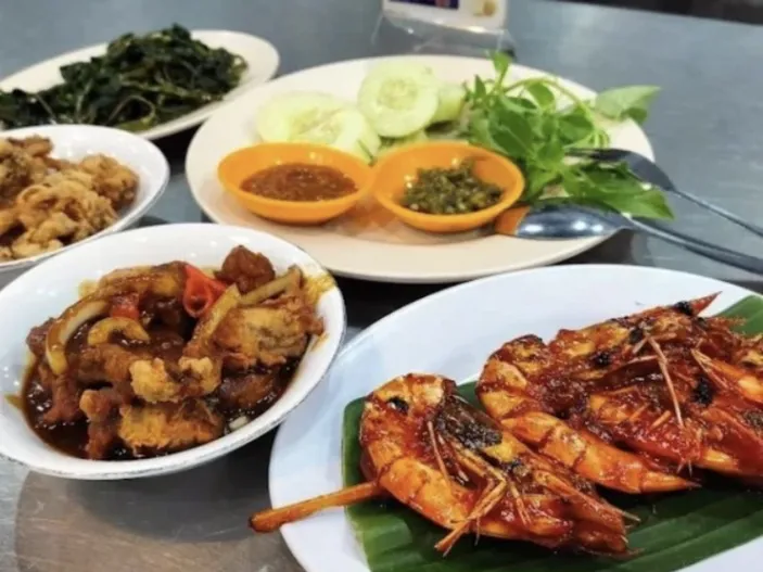 Tempat Makan Seafood Segar Enak Dan Murah Di Kupang Ini Alamatnya