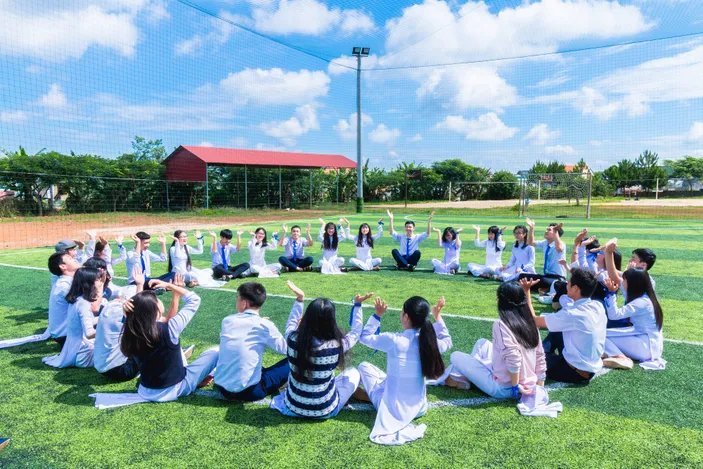 Membangun Solidaritas Melalui Gotong Royong Di Lingkungan Sekolah