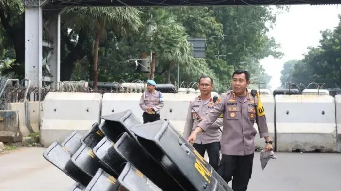 Ribuan Personel Gabungan Amankan Aksi Tuntut Keadilan Sidang Sengketa