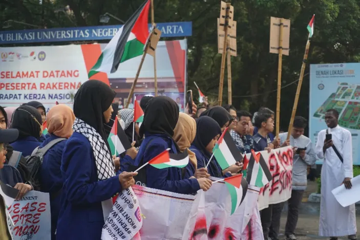 Civitas Akademika UNY Gelar Aksi Solidaritas Untuk Palestina Portal Jogja