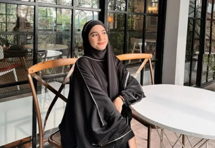 Yasmine Ow Siapa Profil Istri Aditya Zoni Selebgram Asal Malaysia