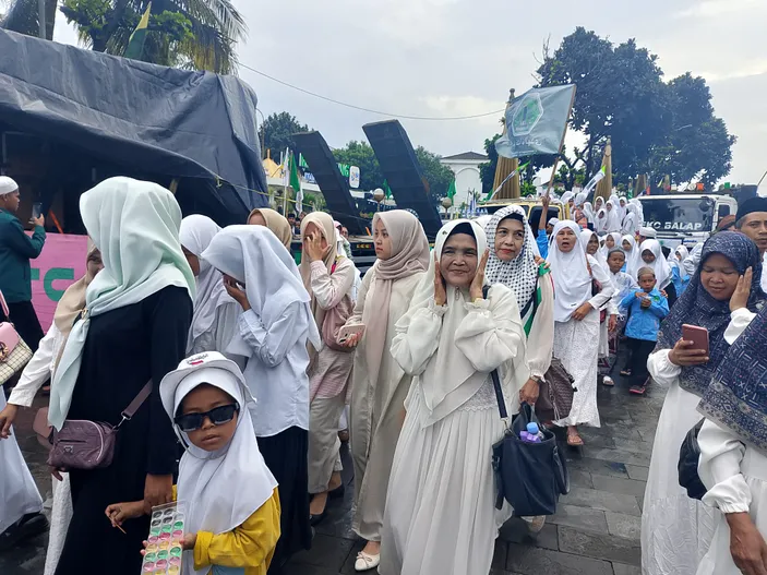 Meriah Ribuan Umat Muslim Kota Tasikmalaya Hadiri Tarhib Muharam