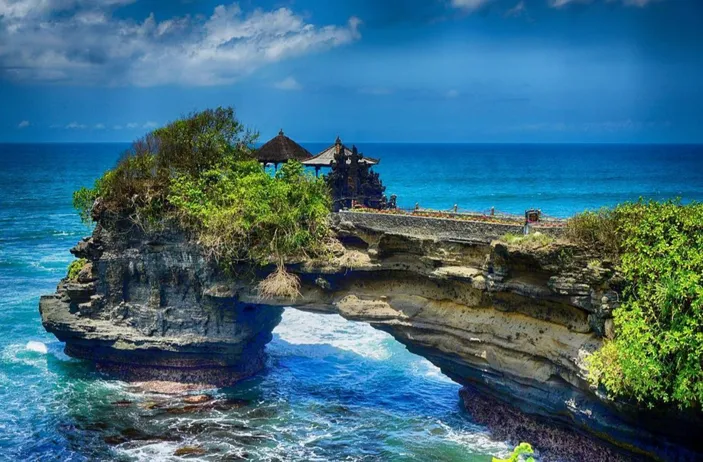 Tanah Lot Destinasi Wisata Indah Di Bali Yang Instagramable Ibarat