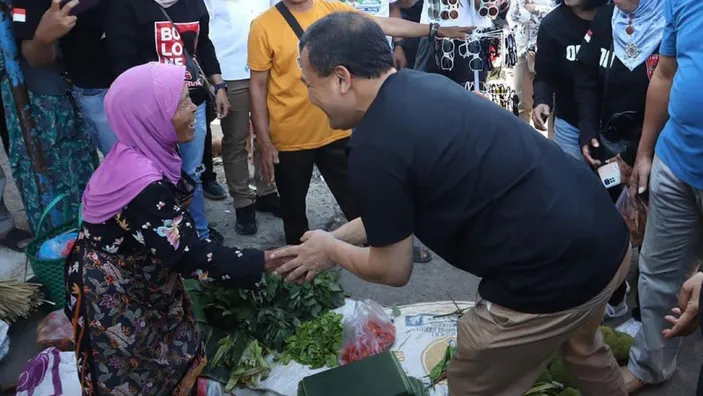 Blusukan Di Pasar Karangpandan Ahmad Luthfi Pasar Tradisional Dan Pkl