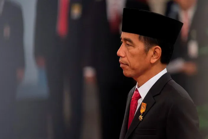 10 Tahun Jokowi BLT PKH Dan Kartu Prakerja Sukses Kurangi Kemiskinan