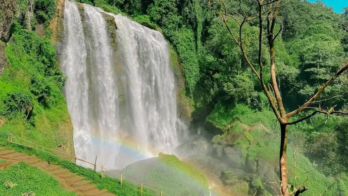 Curug Sewu Wisata Dengan Panoramanya Yang Menakjubkan Di Kendal