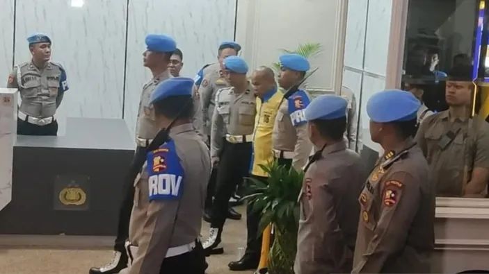 AKP Dadang Iskandar Dipecat Dengan Tidak Hormat Kasus Polisi Tembak