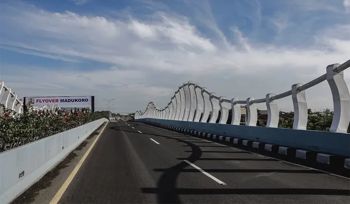 Presiden Prabowo Subianto Resmikan Flyover Madukoro Di Semarang