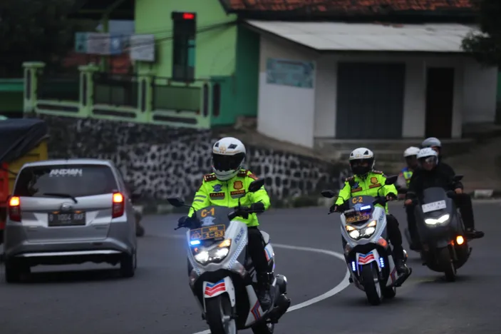 Cek Jalur Kapolres Garut Pastikan Kesiapan Pengamanan Natal Dan