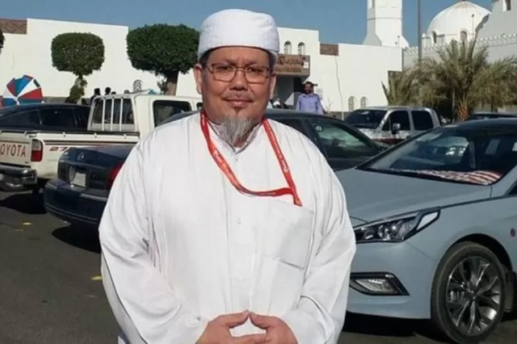 Mengenal Ustaz Tengku Zulkarnain Yang Wafat Karena Covid 19 Pernah