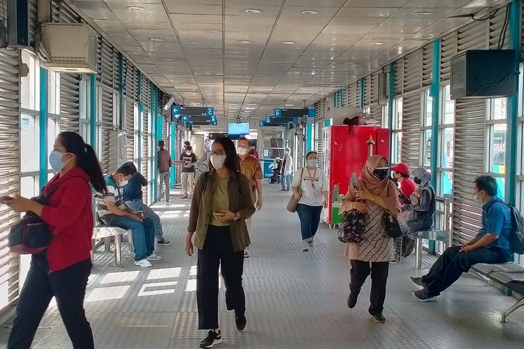 Penerapan Tarif Integrasi Transjakarta MRT Dan LRT Tunggu Persetujuan