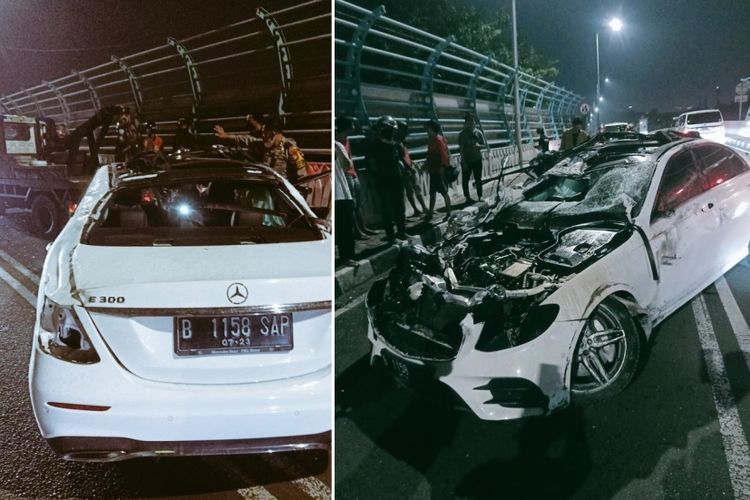 Hilang Kendali Mobil Mercedes Benz E Mengalami Kecelakaan Di