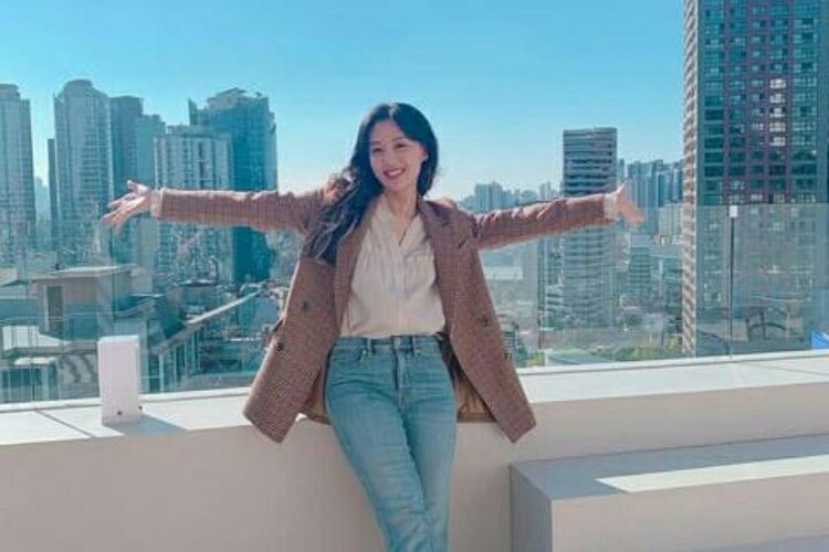 Profil Dan Biodata Kim Ji Won Salah Satu Artis Yang Populer Di Korea Selatan Padahal Pernah