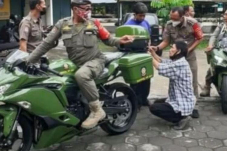 Berapa Gaji Satpol Pp Yogyakarta Yang Viral Pakai Motor Kawasaki Zx R