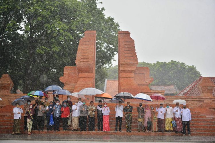 Potret Menawan Alun Alun Niskala Buana Cirebon Ruang Publik Baru