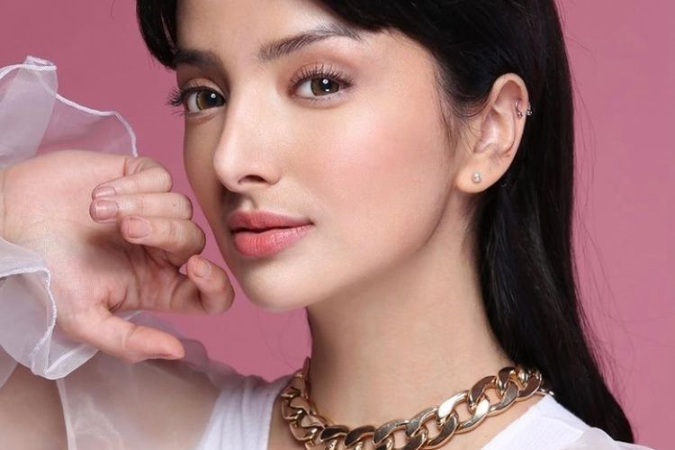 Profil Biodata Dan Fakta Menarik Sarah Samantha Sepupu Shireen Sungkar Dijodohkan Dengan