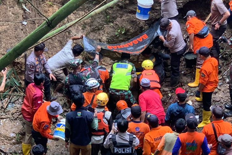 Korban Bus Masuk Jurang Di Tasikmalaya Yang Sempat Hilang Akhirnya